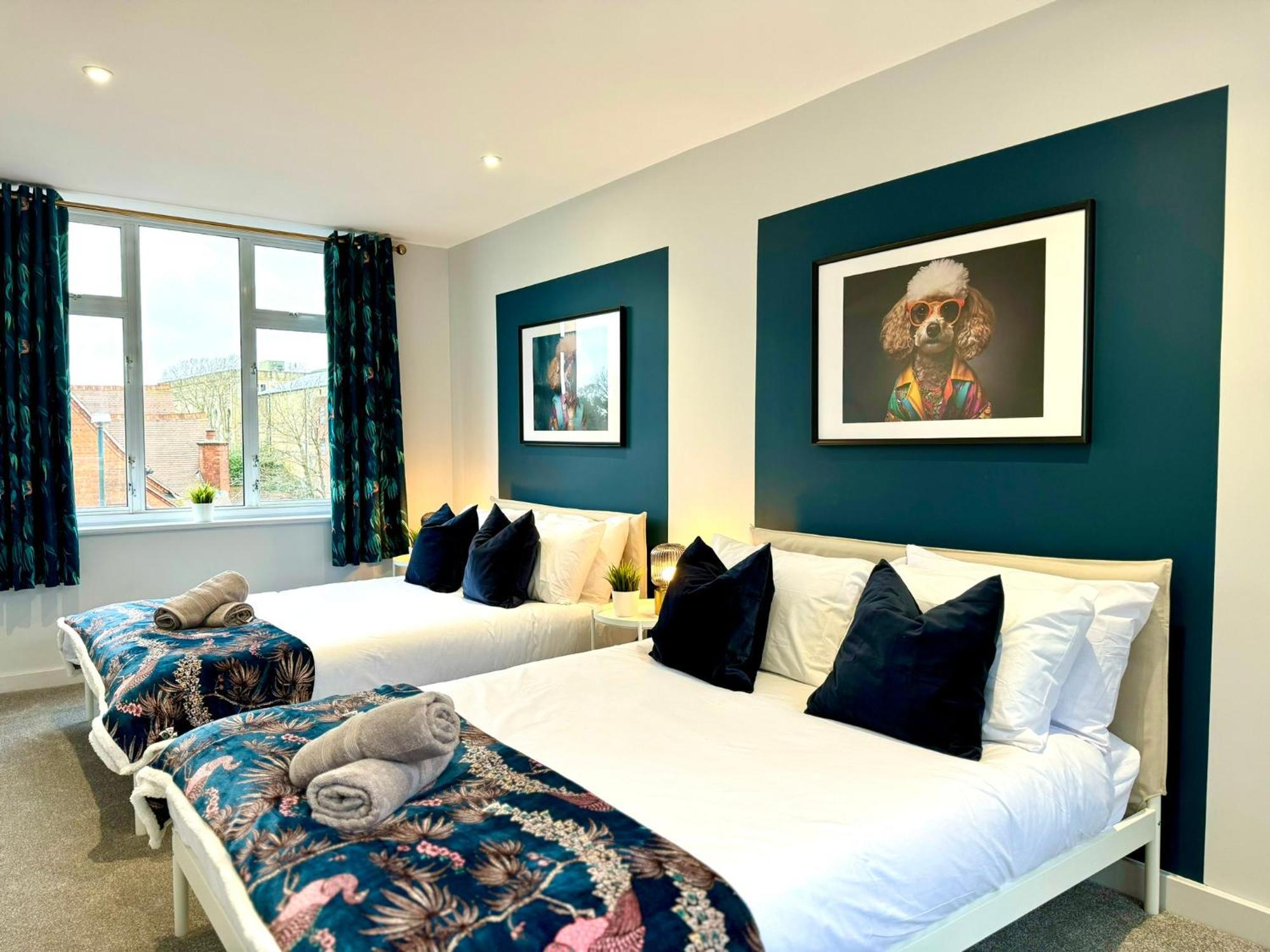 Amazing Large 3 Bedroom - Sleeps 8! Appartamento Bournemouth